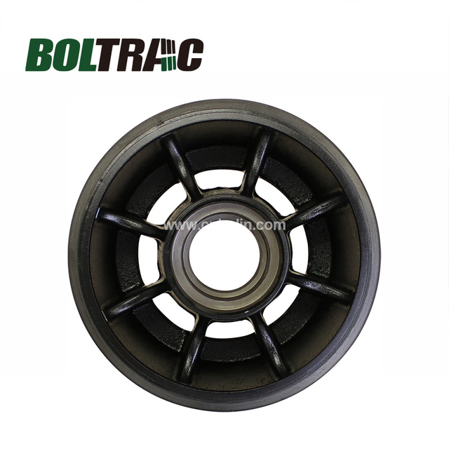 RE597447 426 mm x 186 mm Polyurethane Mid Roller for John Deere 9RX /8RT