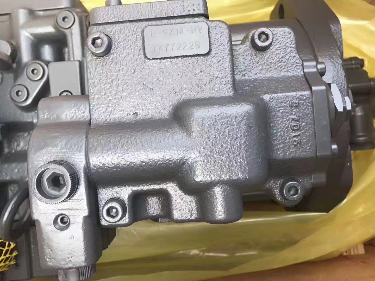 KSJ12240 hydraulic pump